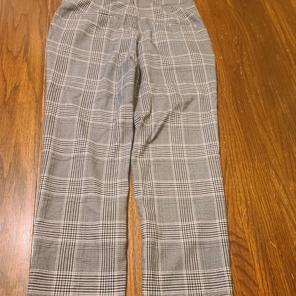 H&M Skinny Fit Plaid Check Trousers - Picture 10 of 12
